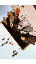 Last inn bildet i Galleri-visningsprogrammet, WOOFTASTY all natural dog goodie assorti box